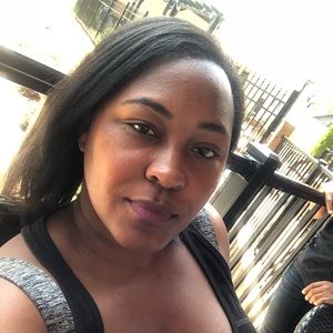 Meet your Posher, Johni